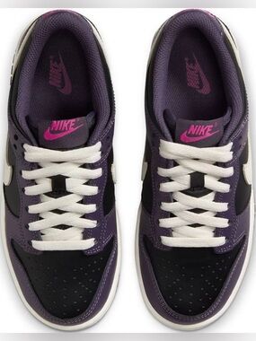 Nike Grade School Dunk Low Black/Pale Ivory-Dark Raisin-Sail